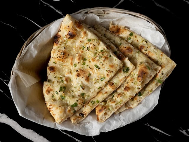 Chilli Garlic Naan.