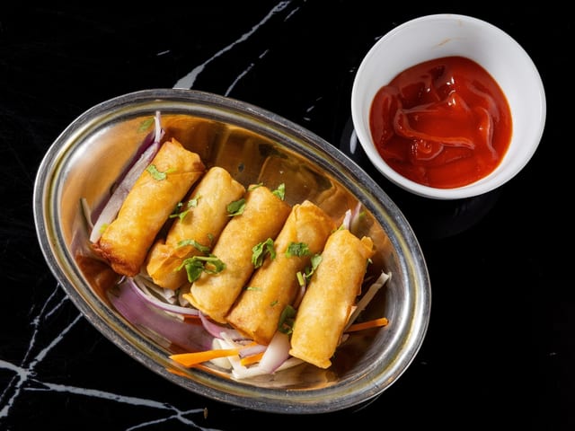 Vegetable Spring Roll.