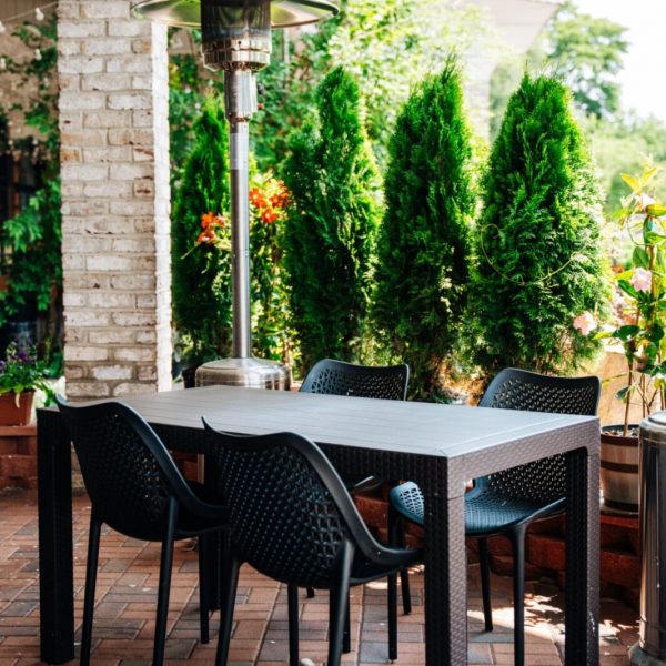 Outdoor dining at Cinnamon Indian Restaurant